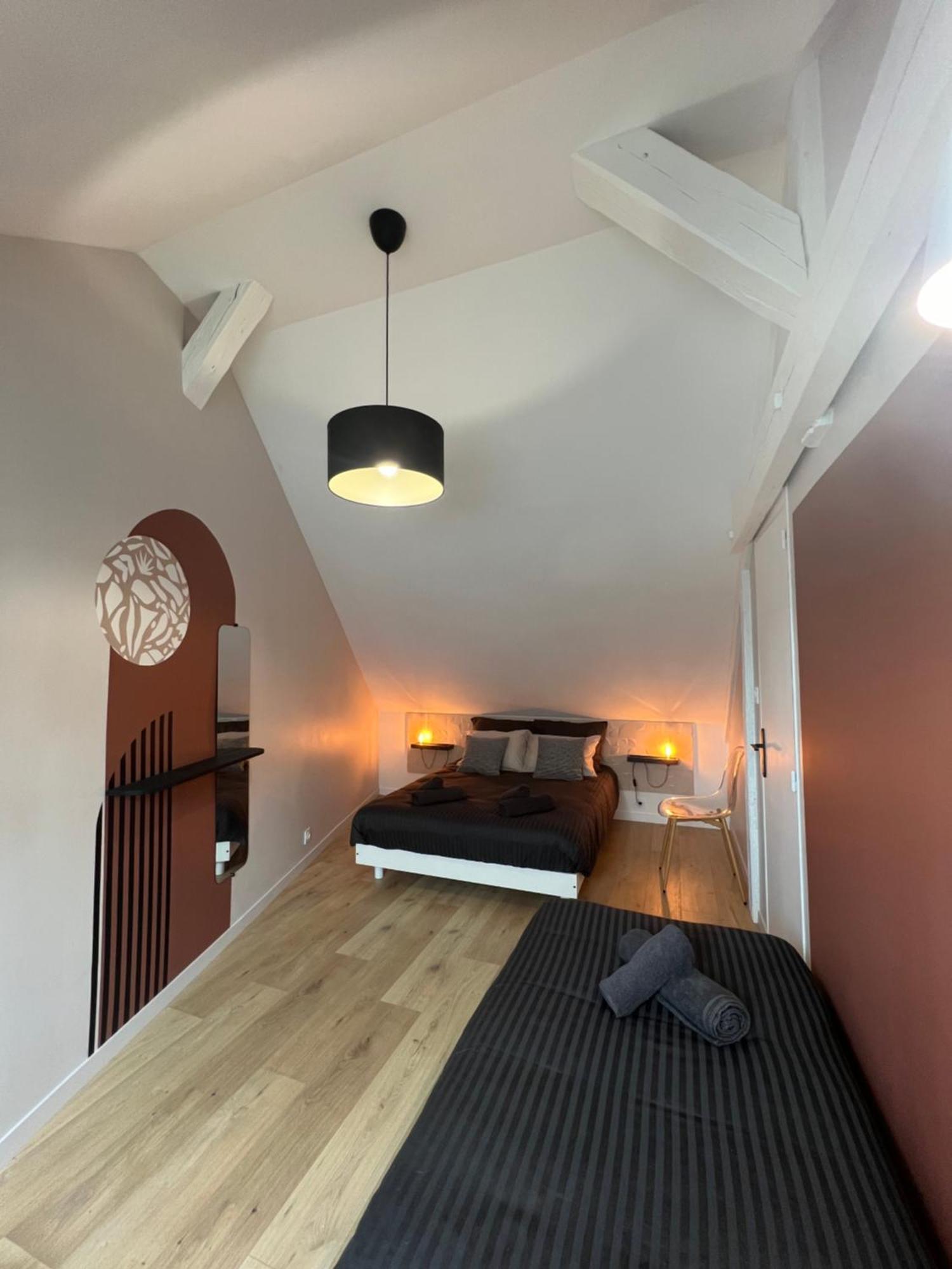 Appartement Spacieux Et Lumineux Proche Du Centre Historique Dol-de-Bretagne Zewnętrze zdjęcie